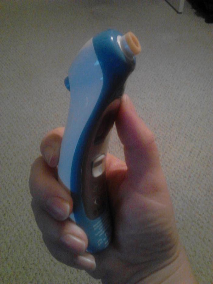 Look me in the face and tell me that doesn't look like a mini vibrator.